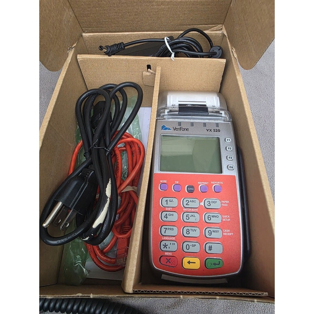 Verifone VX520 EMV Credit Card Terminal M252-653-A3-NAA-3 w/ Cables & Manual